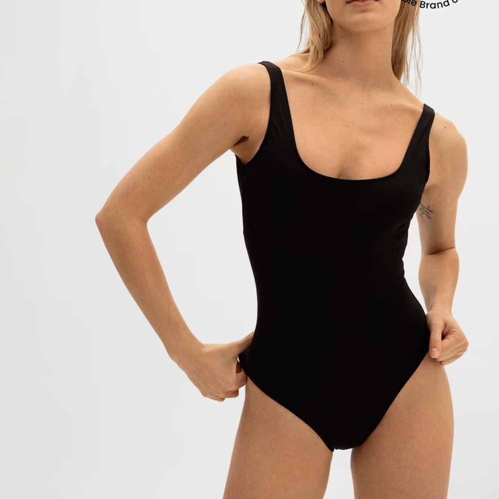 XL Everlane One Piece Swim Black